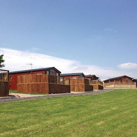 Weston Wood Lodges Melbourne  Exterior photo