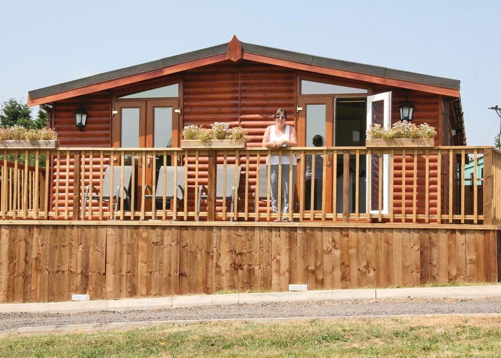 Weston Wood Lodges Melbourne  Exterior photo